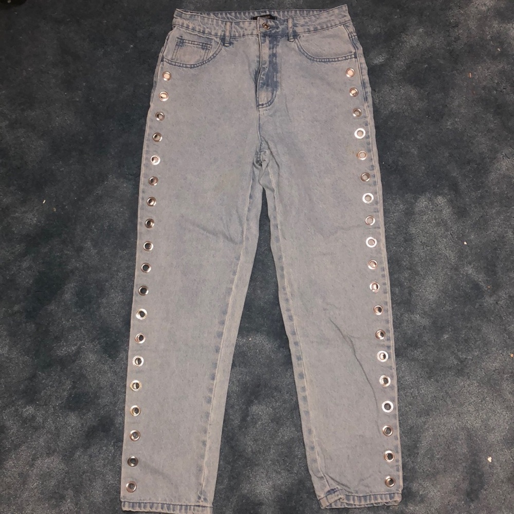 Boyfriend Jeans w/ Metallic Ringed Holes on Side